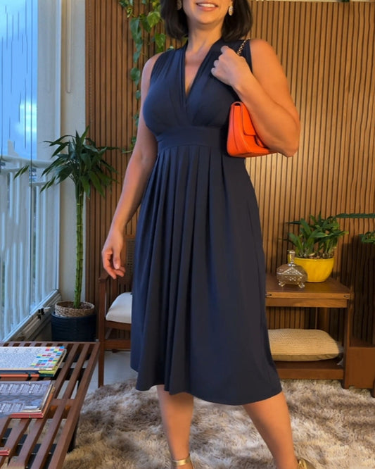 Išskirtinio grožio elegantiška suknelė