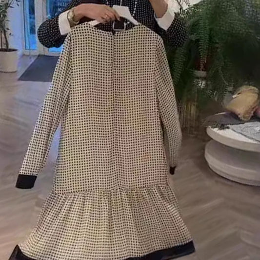 Elegantiška taškuota suknelė