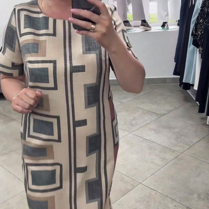 Elegantiško rašto suknelė apvalia iškirpte